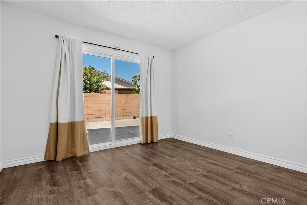 8349 Lurline - Photo 28