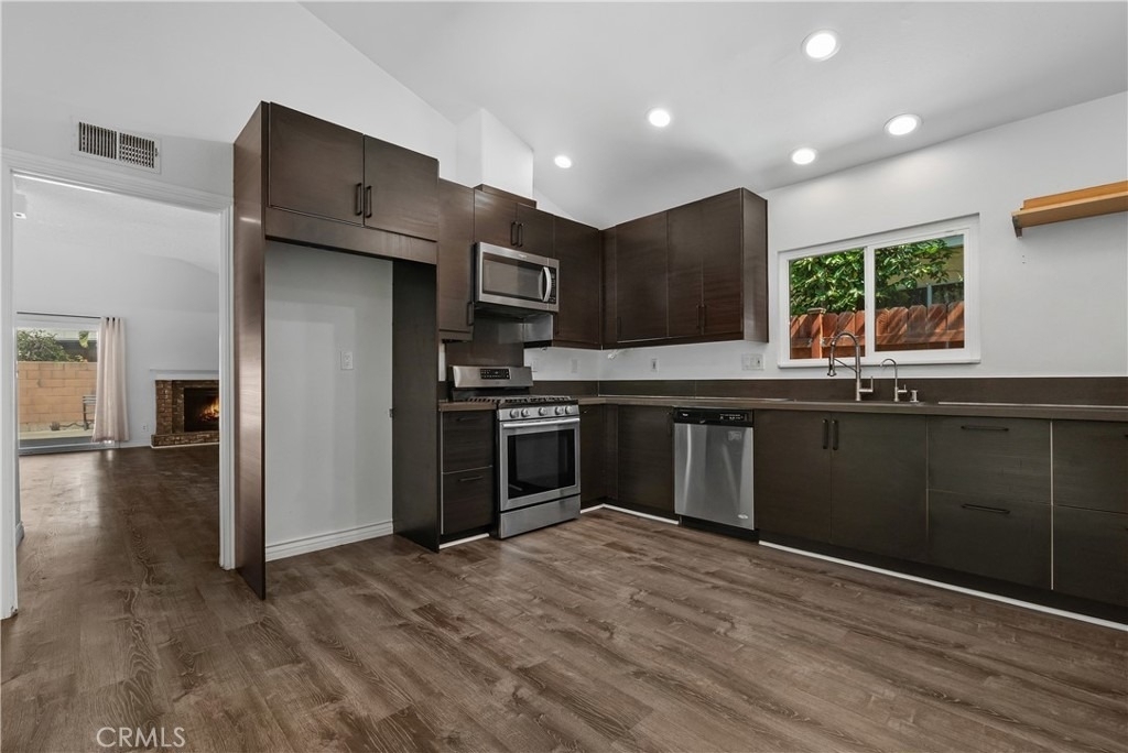 8349 Lurline - Photo 33