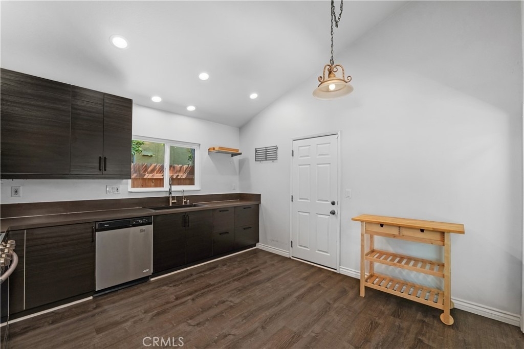 8349 Lurline - Photo 30
