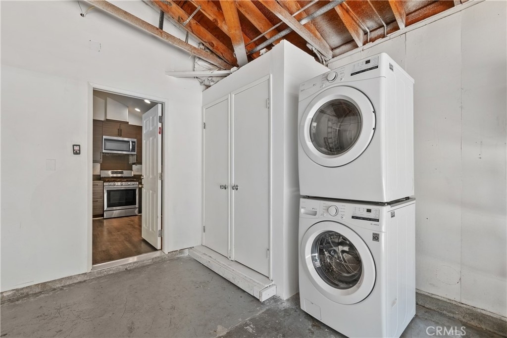 8349 Lurline - Photo 13