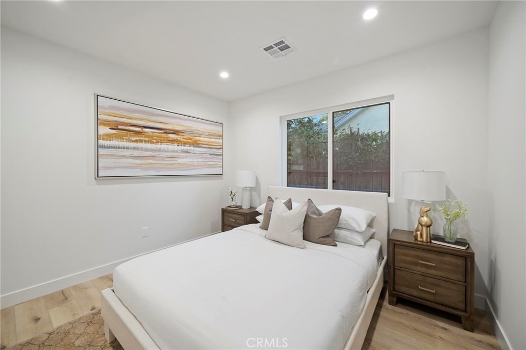 5865 Tobias Avenue - Photo 13