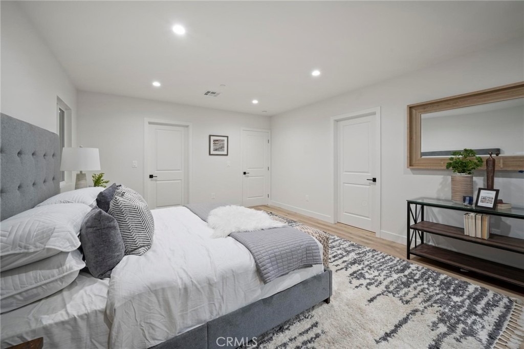 5865 Tobias Avenue - Photo 16