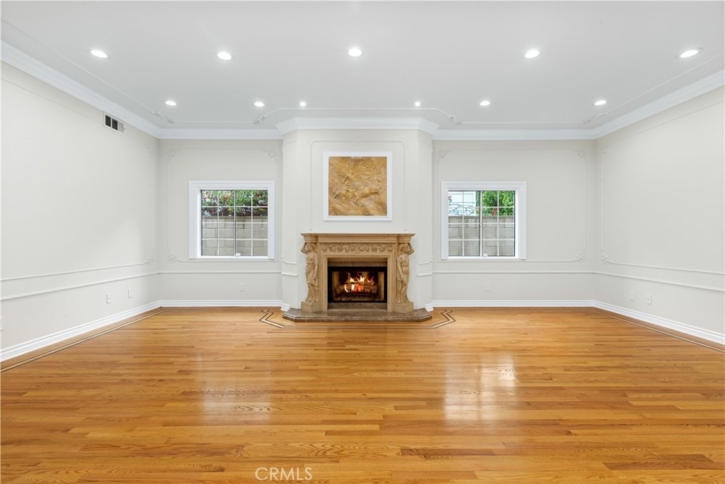 6508 Mammoth Avenue - Photo 4