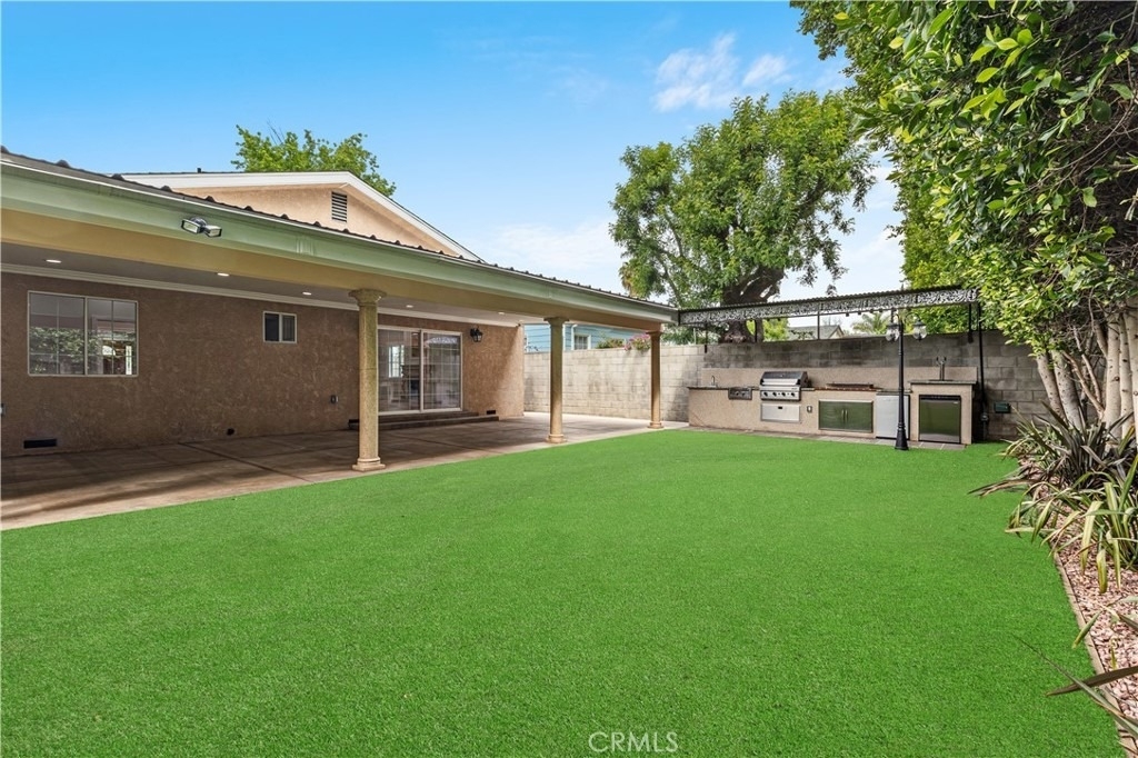 6508 Mammoth Avenue - Photo 28
