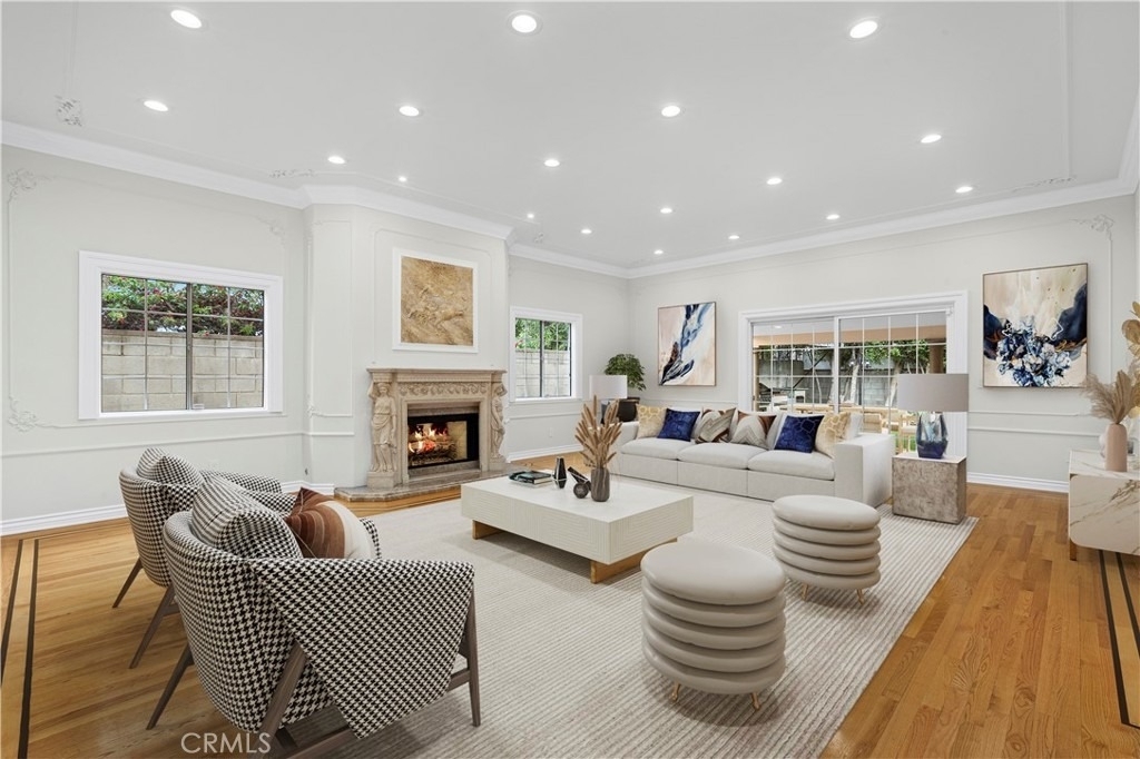 6508 Mammoth Avenue - Photo 3