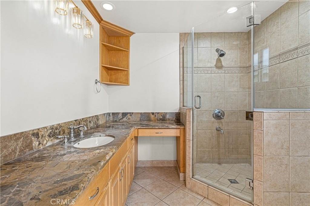 6508 Mammoth Avenue - Photo 25