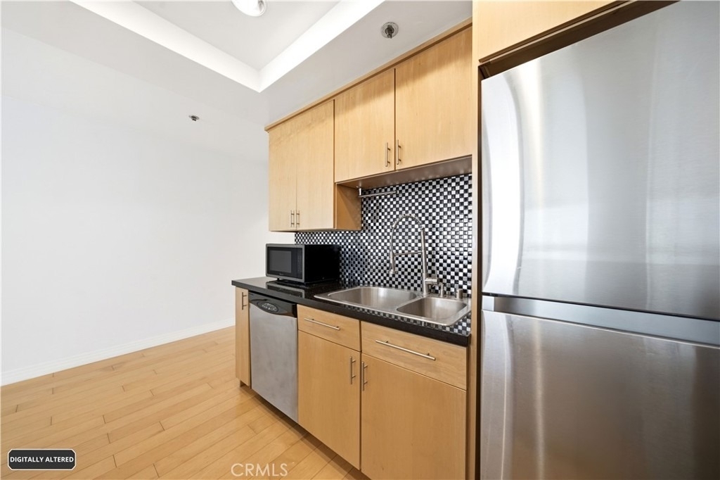 615 Esplanade - Photo 12