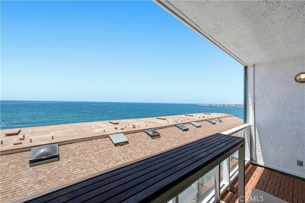 615 Esplanade - Photo 4