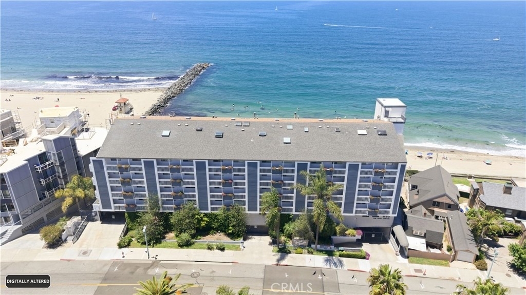 615 Esplanade - Photo 1