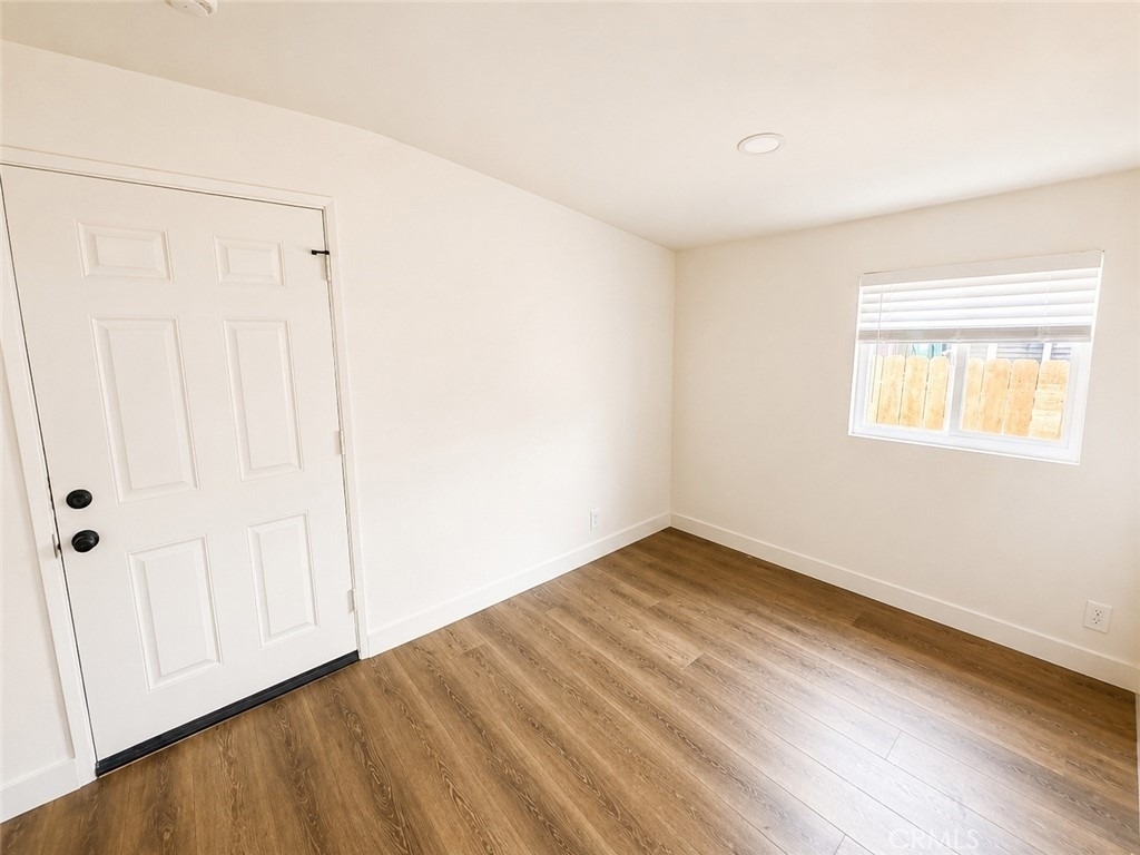 11151 Duncan Avenue - Photo 10
