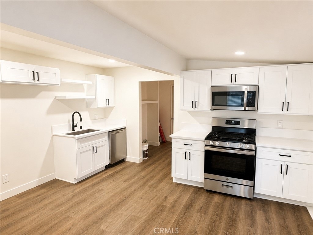11151 Duncan Avenue - Photo 7