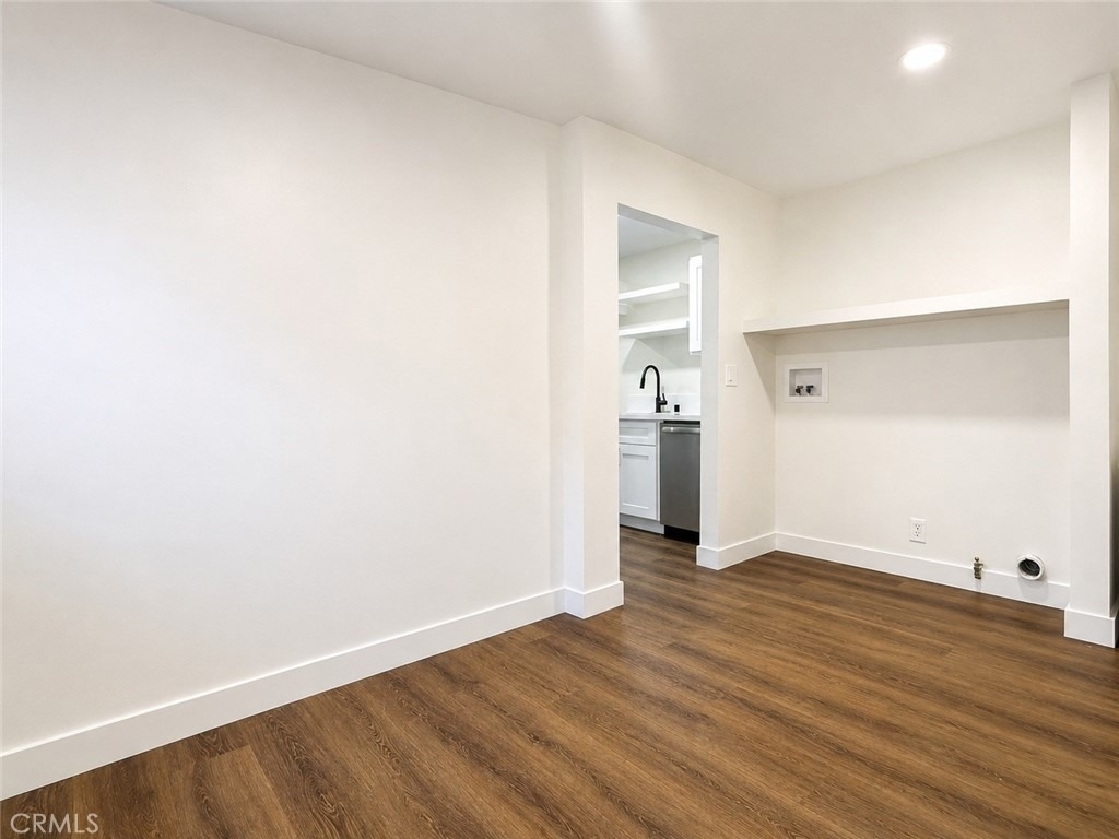 11151 Duncan Avenue - Photo 12