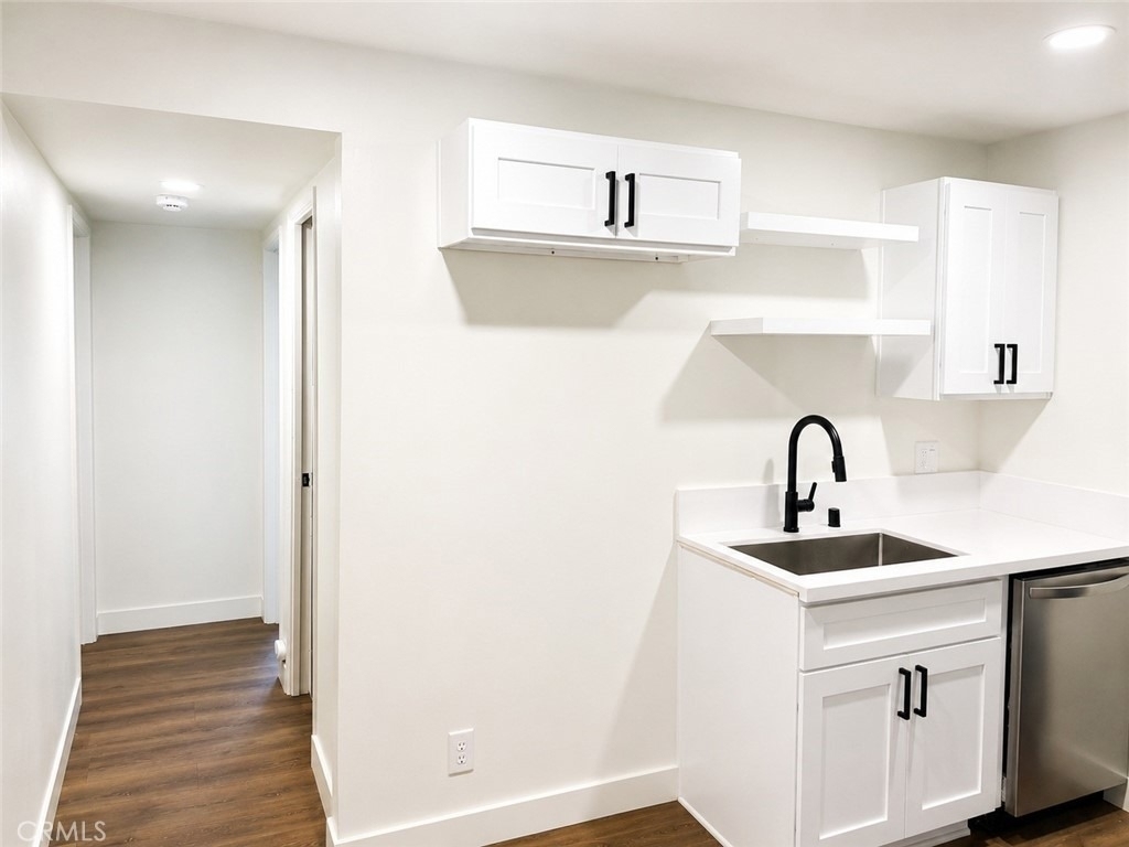 11151 Duncan Avenue - Photo 13