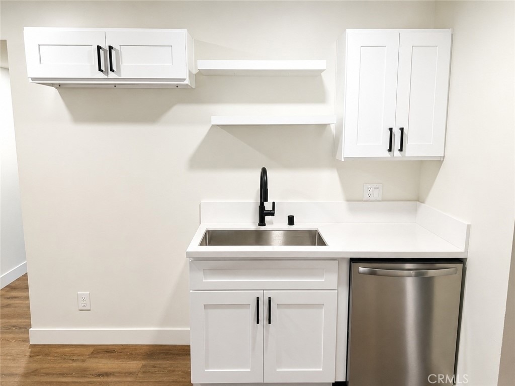 11151 Duncan Avenue - Photo 8