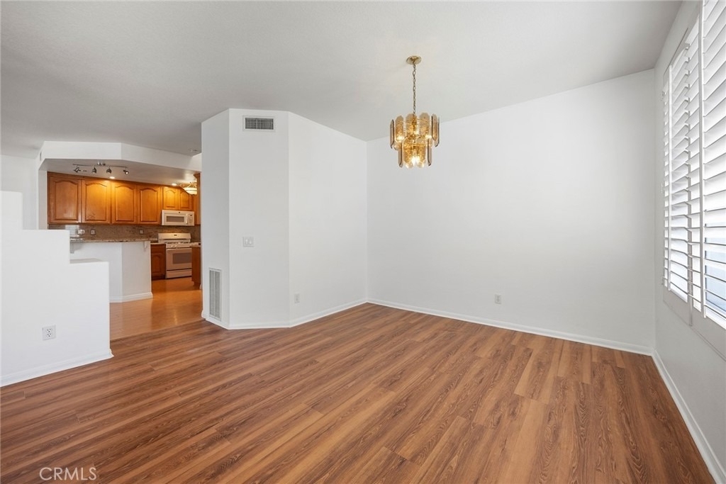 2260 Indigo Hills Drive - Photo 3
