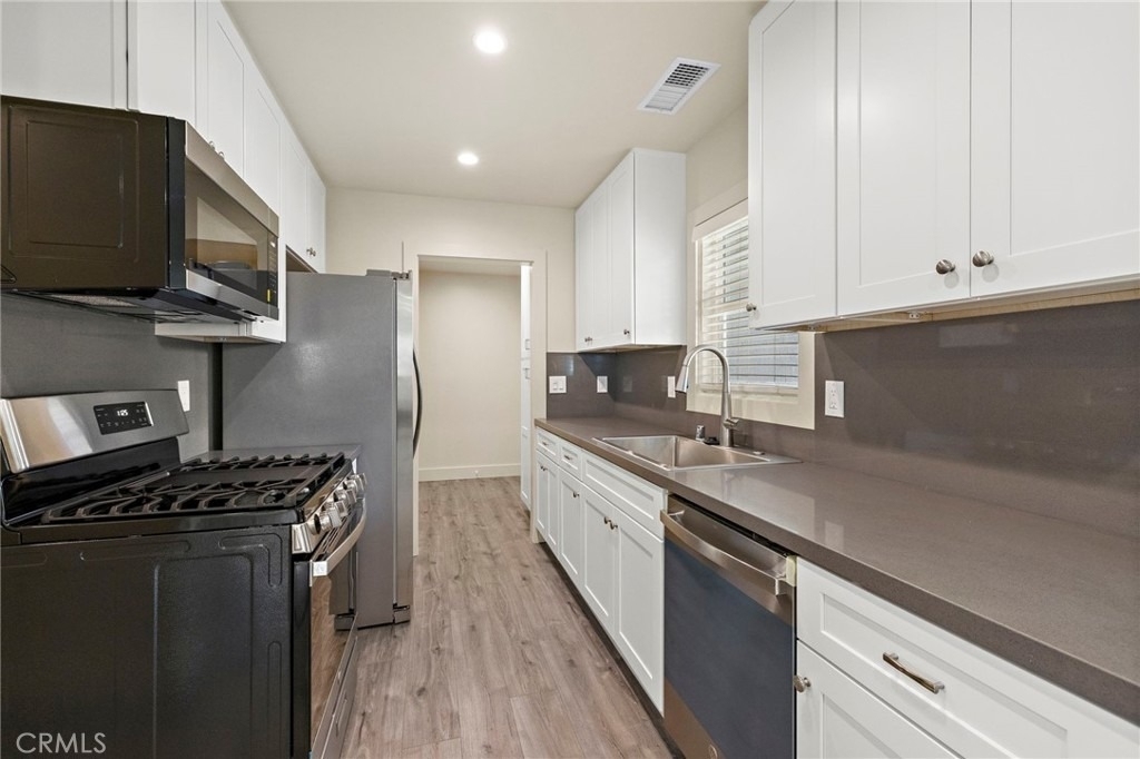 443 S Devon - Photo 3