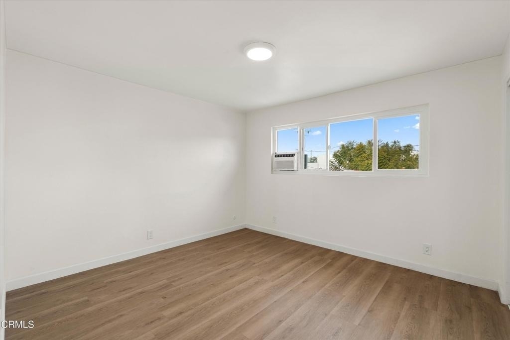 624 Silver Lake Boulevard - Photo 10