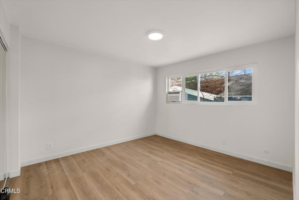 624 Silver Lake Boulevard - Photo 7
