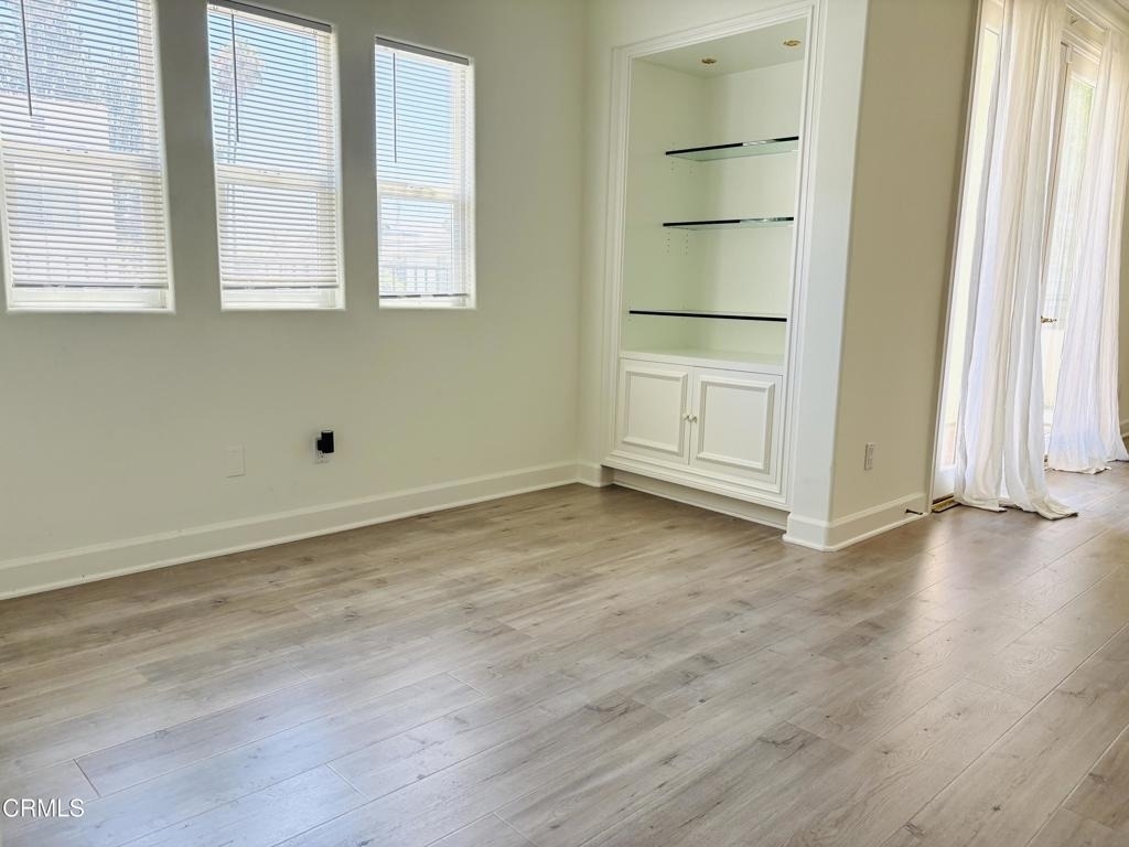 216 S Madison Avenue - Photo 4