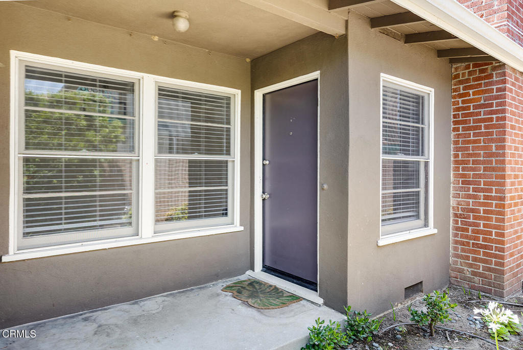 5634 Noel Drive - Photo 3