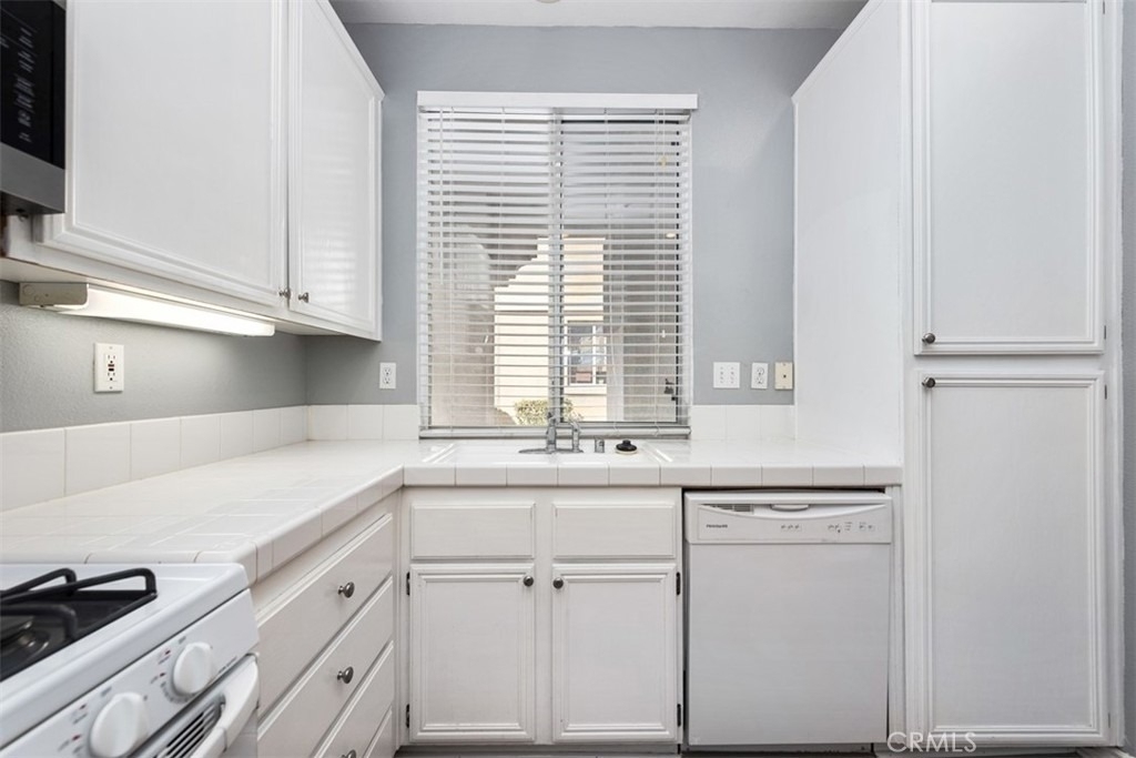 437 N Castletown - Photo 11
