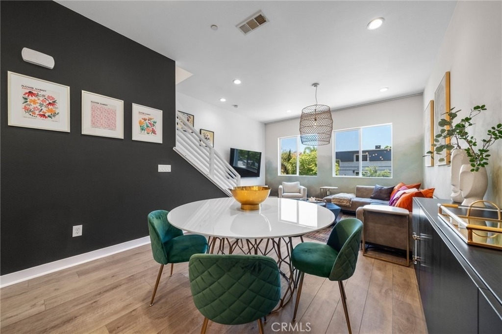 205 Elm - Photo 7