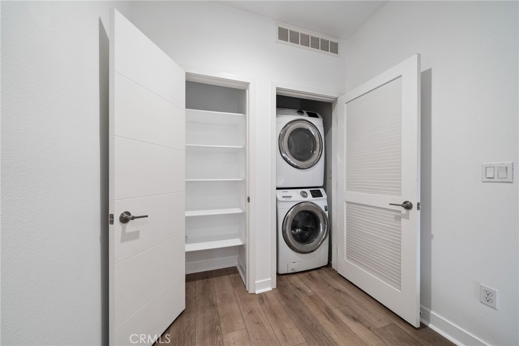 205 Elm - Photo 13
