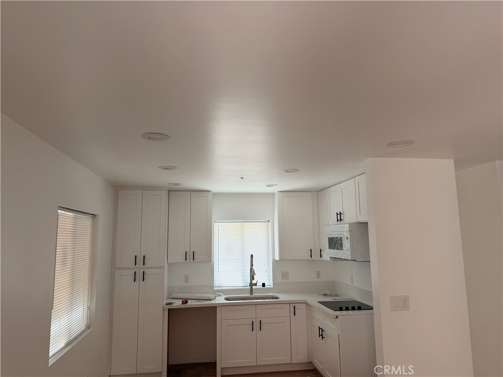 988 Valencia - Photo 4