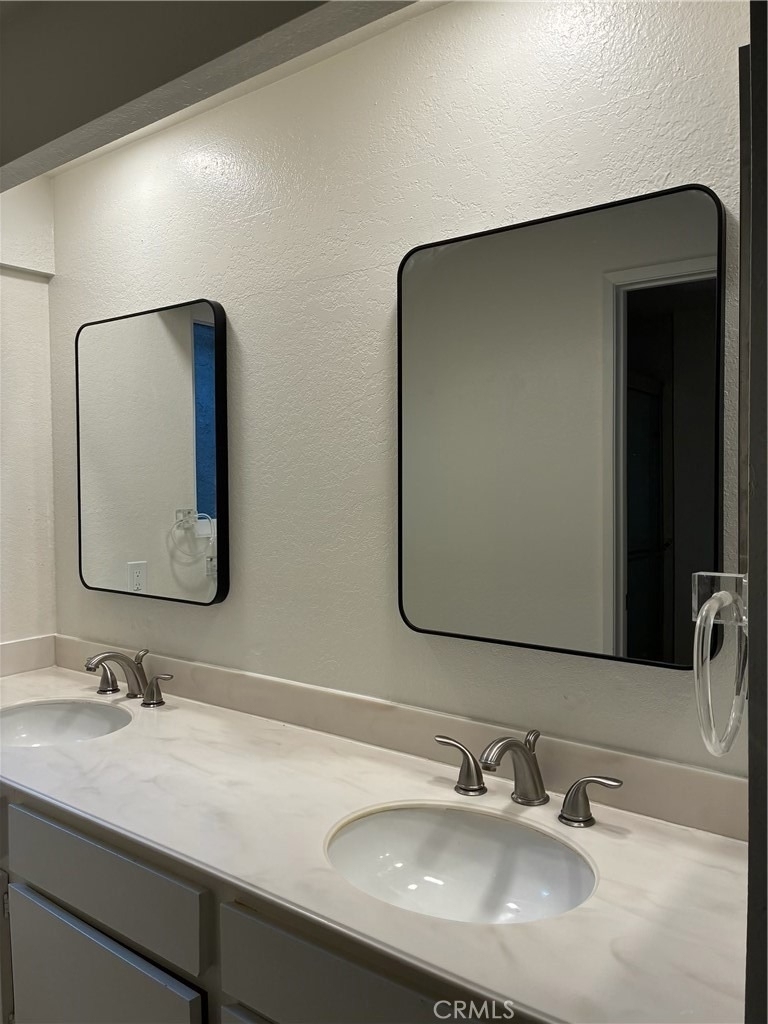25866 Malia Court - Photo 14