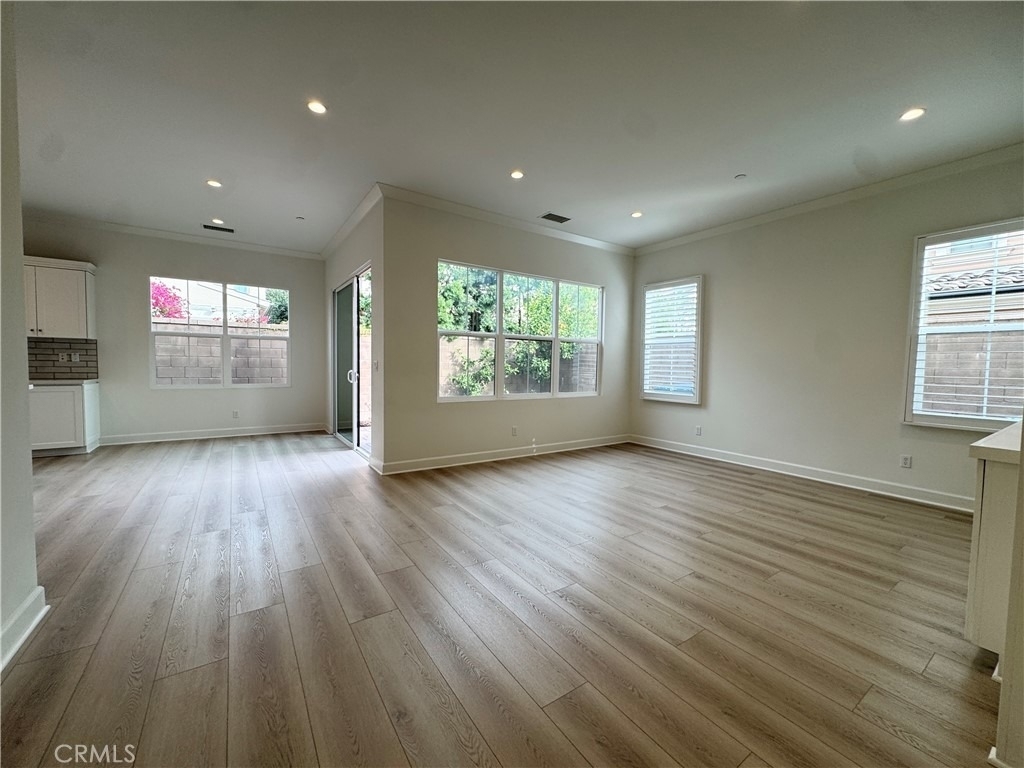 128 Hargrove - Photo 3