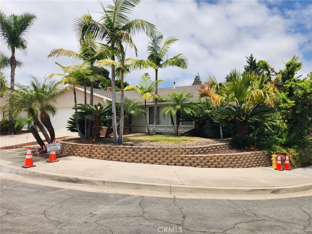 26731 Valpariso - Photo 0
