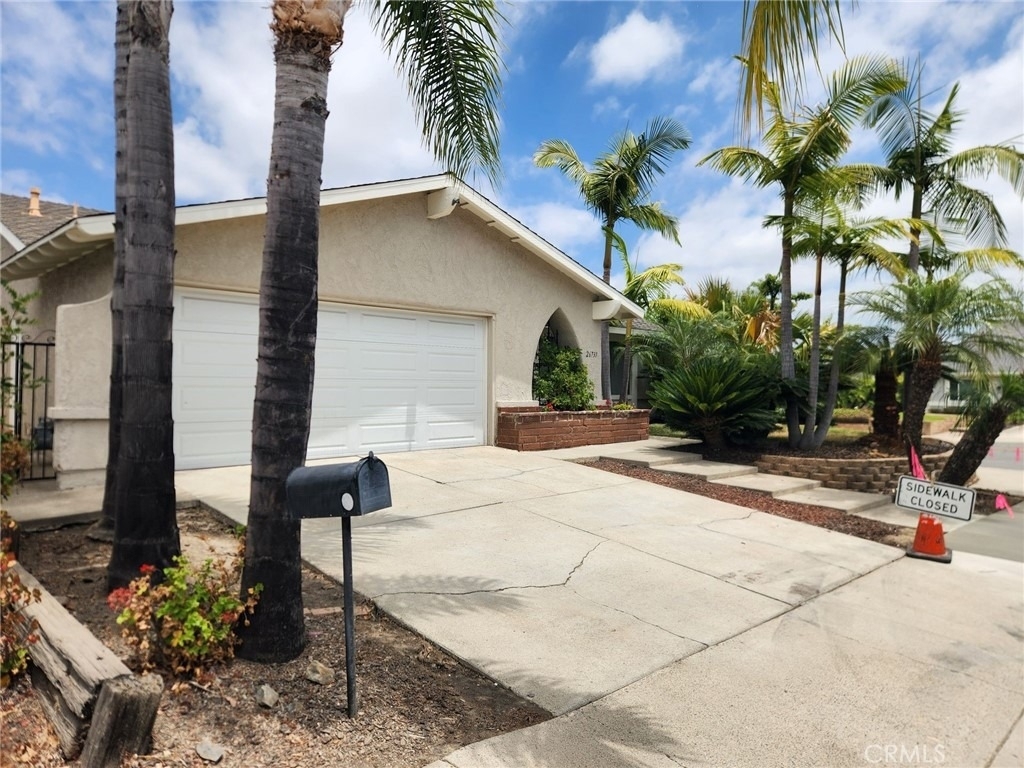 26731 Valpariso - Photo 1