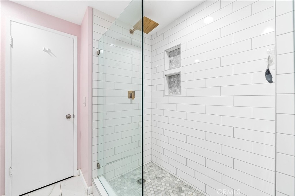 16311 Woodstock - Photo 39