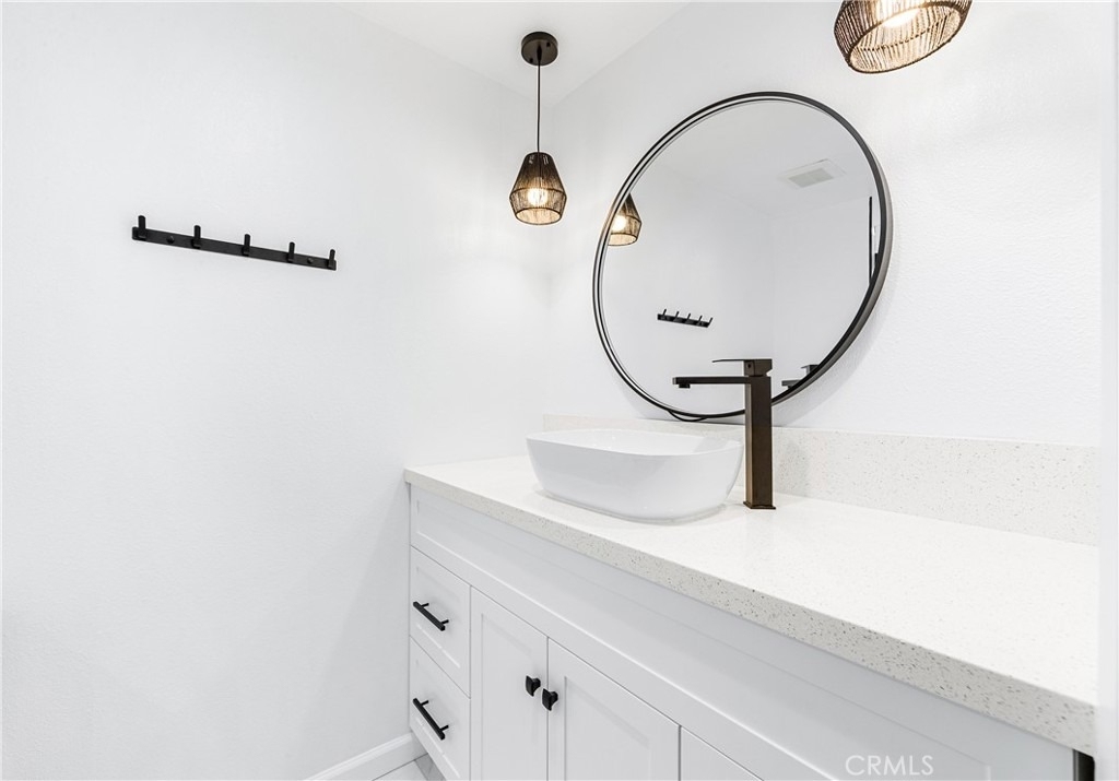 16311 Woodstock - Photo 32