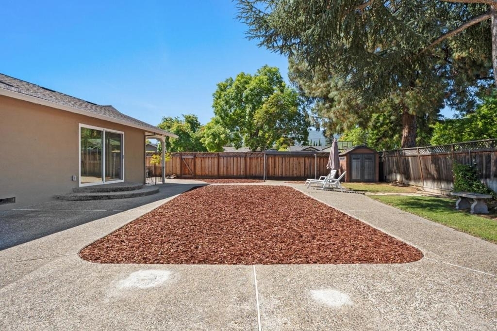 5525 Amby Drive - Photo 22