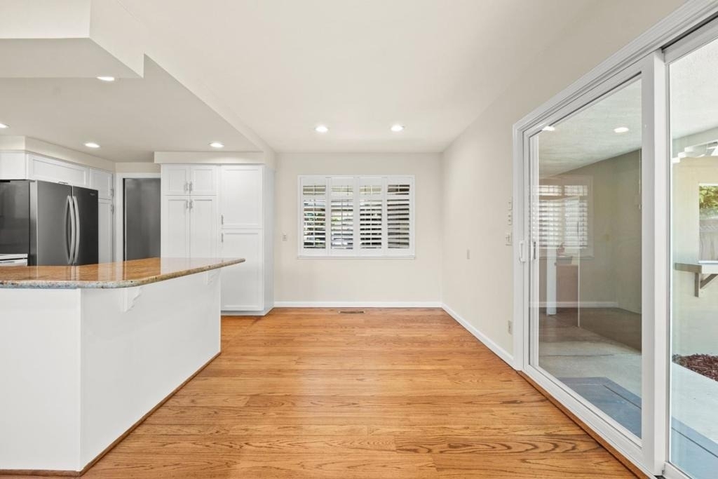 5525 Amby Drive - Photo 7