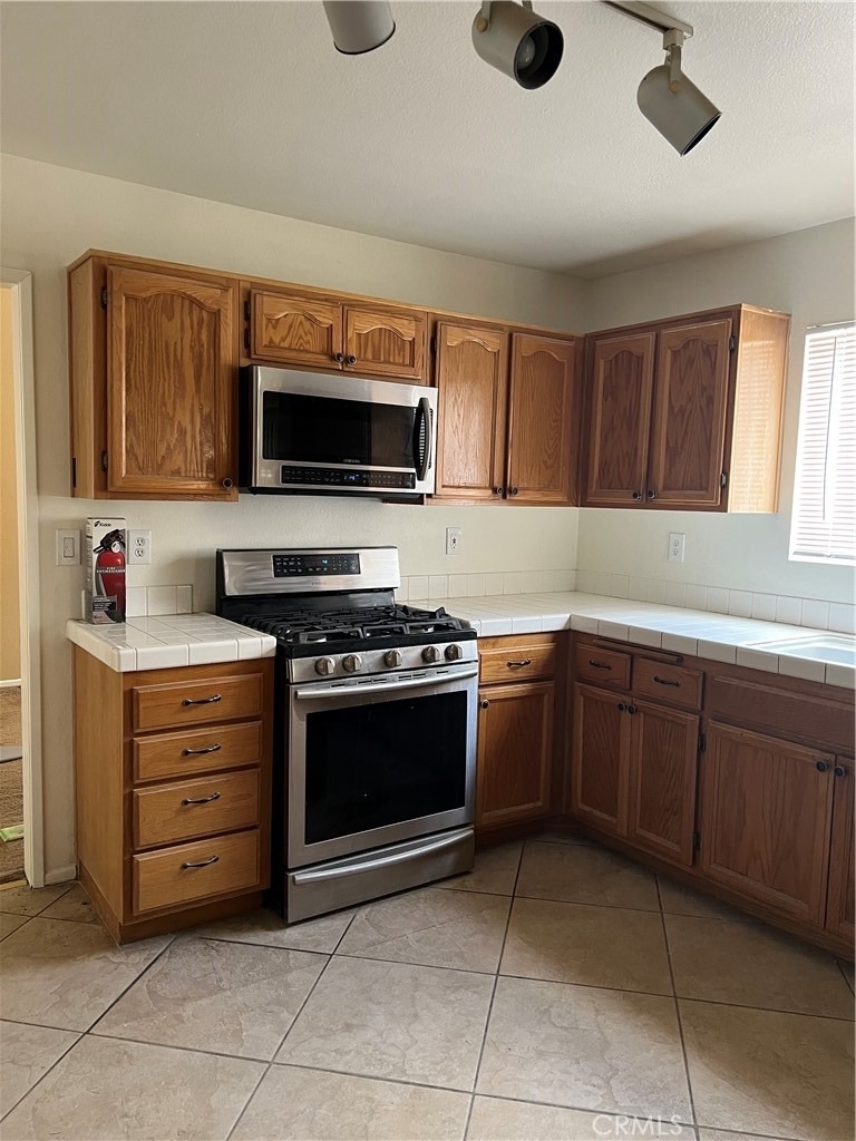 15375 Fremont Drive - Photo 2