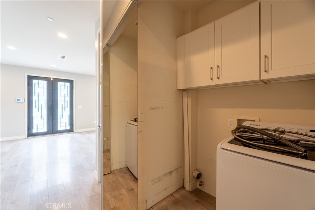6938 Peach Avenue - Photo 8