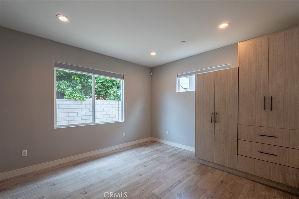6938 Peach Avenue - Photo 10
