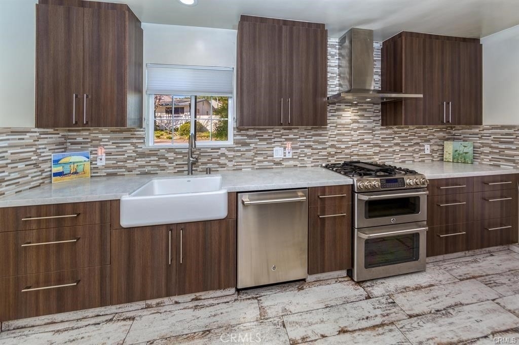 3960 Mayfield Avenue - Photo 4