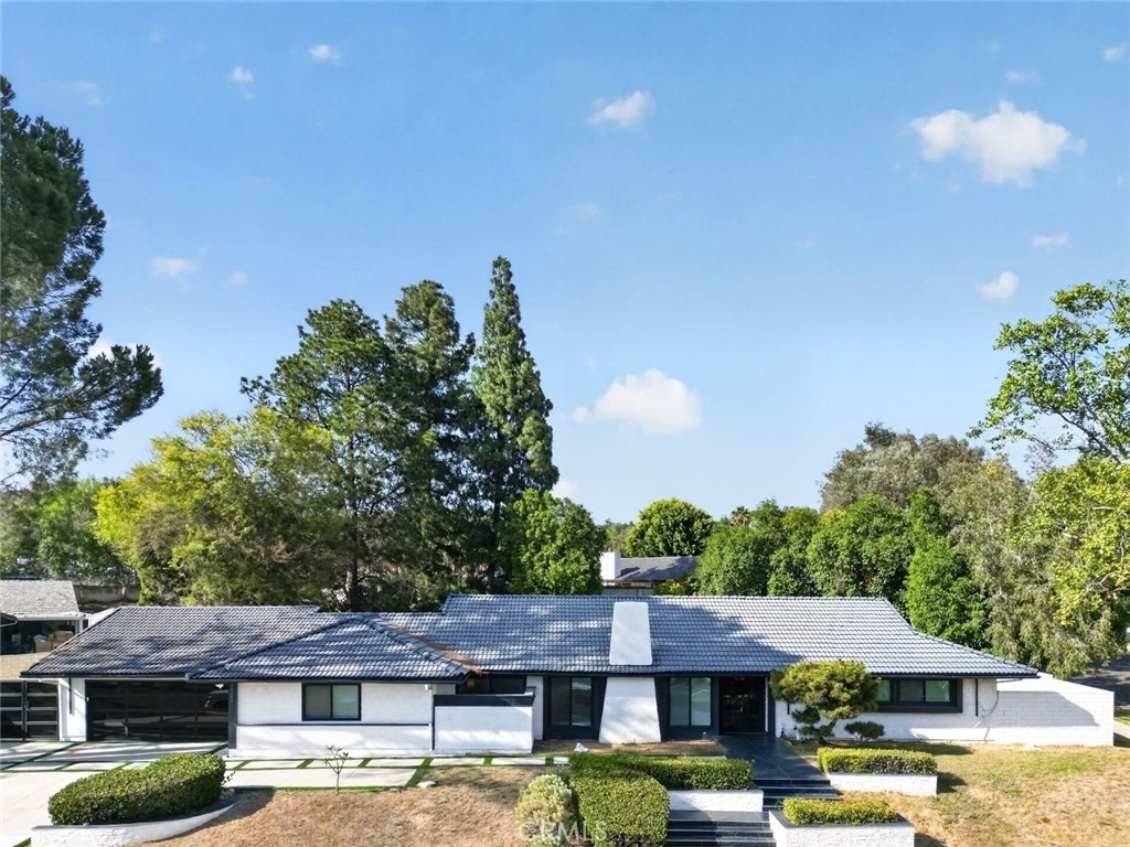 20001 Hiawatha Street - Photo 66