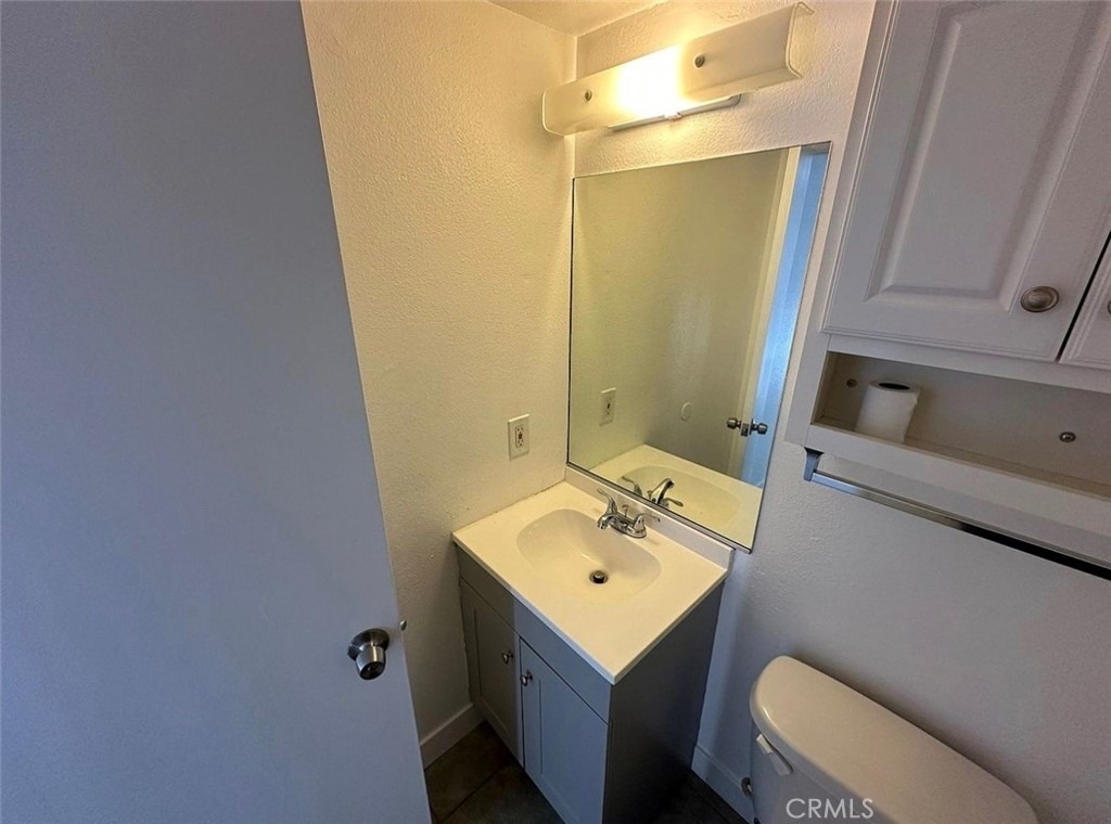 1501 E Fairfield Court - Photo 10