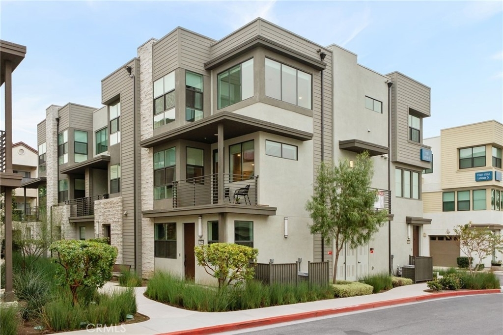 11044 Luminate Drive - Photo 0