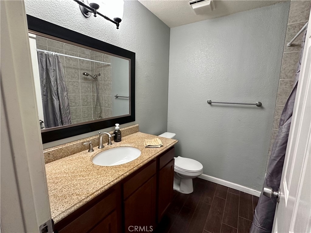 9221 Signature - Photo 8