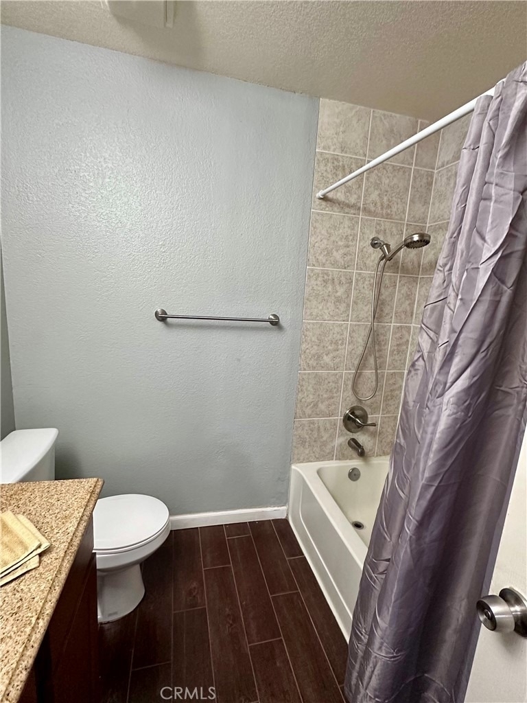 9221 Signature - Photo 7
