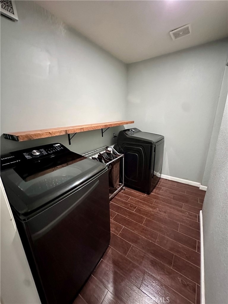 9221 Signature - Photo 10