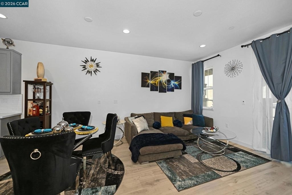 296 Laurel Knoll Dr - Photo 4
