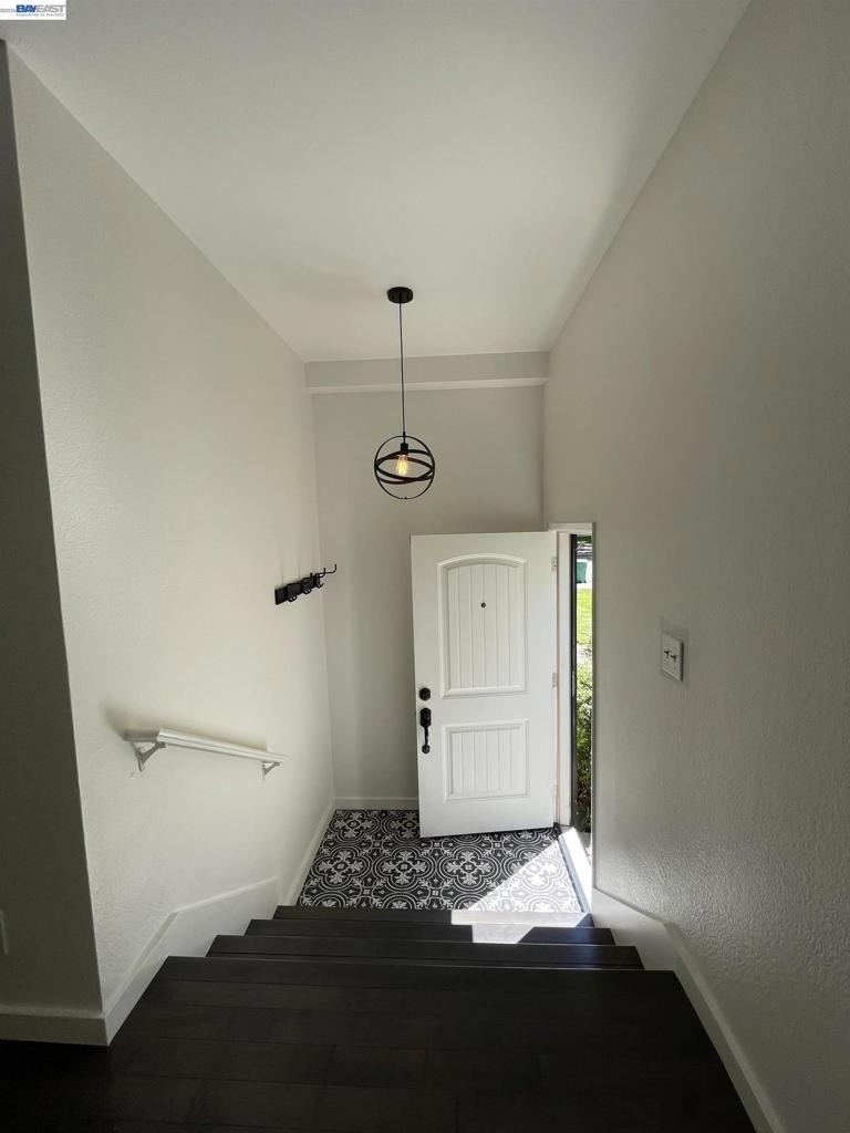 808 14th St - Photo 8