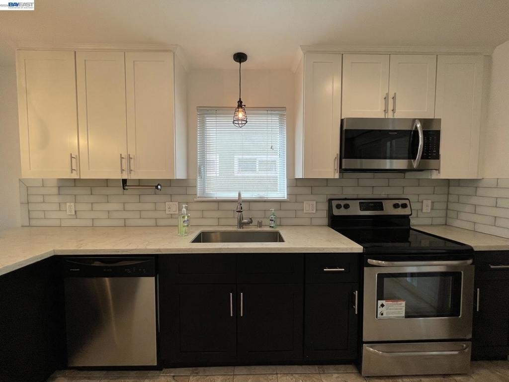808 14th St - Photo 3