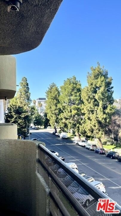 420 S Harvard Boulevard - Photo 13